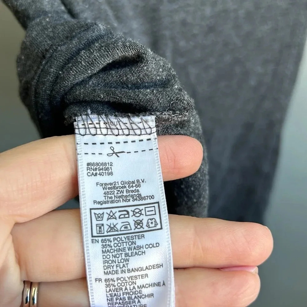 Forever 21 Basic Long Sleeve Gray Shirt | Long Sleeve Shirt | Gray Shirt - Picture 5 of 5